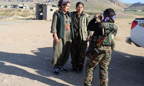 Chien binh nguoi Kurd “dep tua thien than” chong phien quan IS-Hinh-9